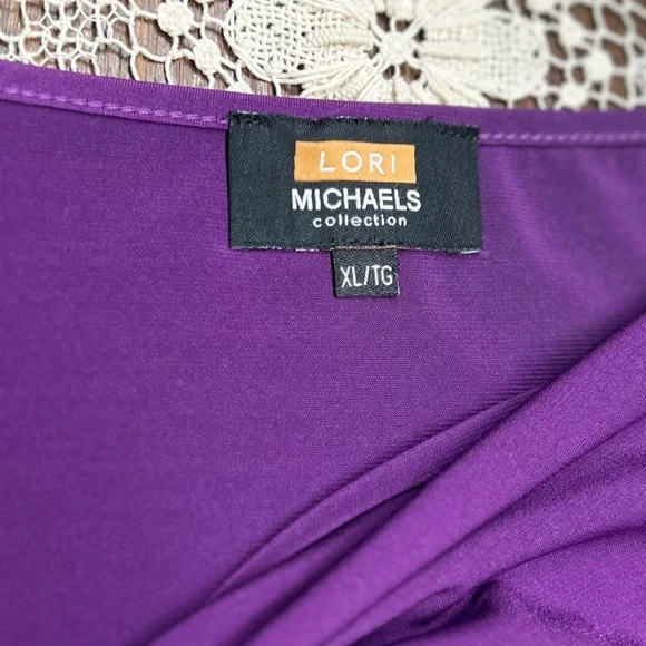 LORI MICHAELS Collection Top - Picture 8 of 9